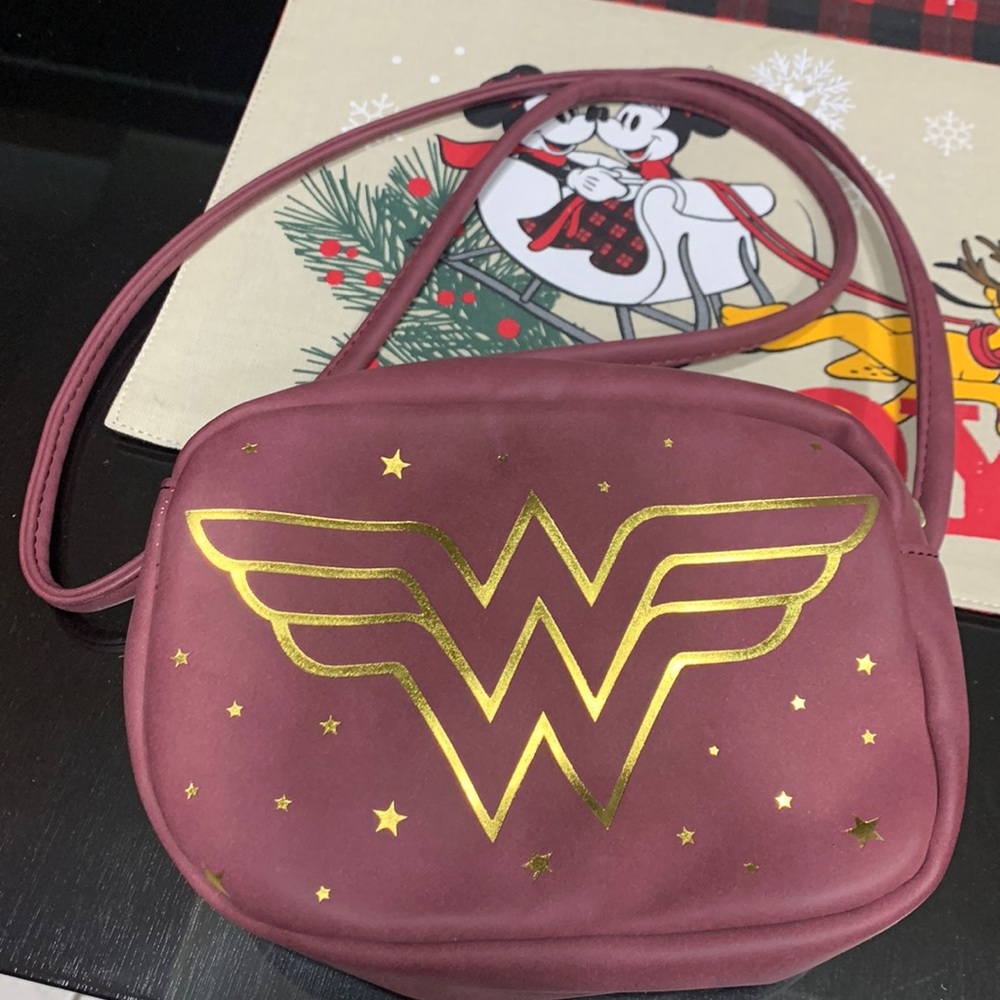 Wonder Woman small purse